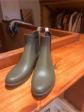 Olive Green Chelsea Rain Boots - Women